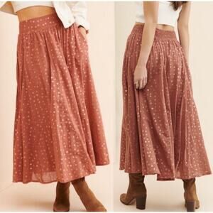 By: Anthropologie Kaley Shimmer Maxi Boho Skirt Size: XL Color Rose Dust & Gold